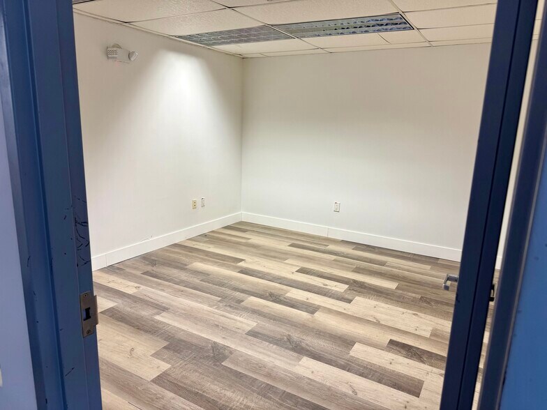 More Photos Of 7929 NE 1st Ave, Miami General Retail For Lease