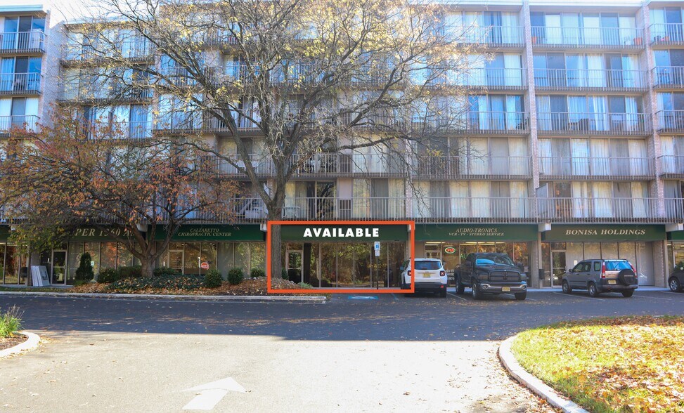 More Photos Of 401 Cooper Landing Rd, Cherry Hill Apartments For Lease