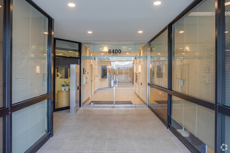 More Photos Of 6400 Roberts St, Burnaby Unknown For Lease