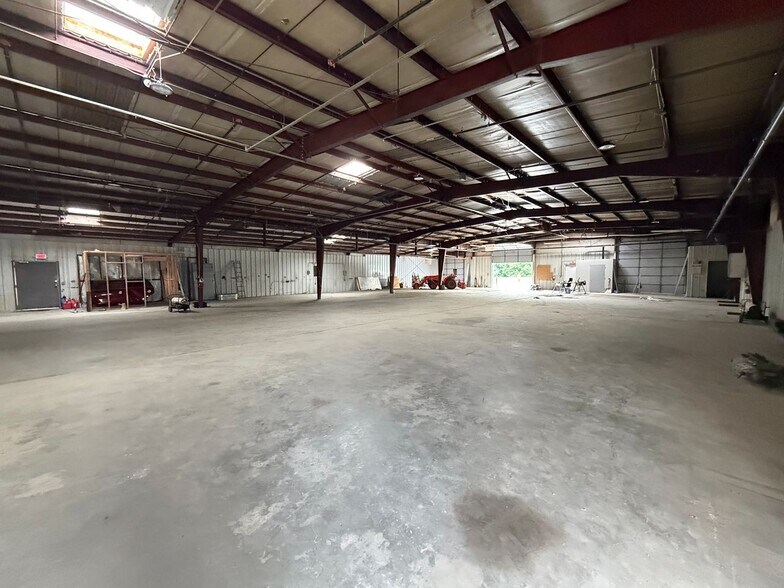 More Photos Of 19901 E Highway 51, Broken Arrow Unknown For Lease