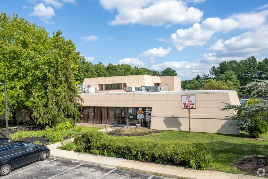 More Photos Of 390 N Broadway, Pennsville Medical For Sale