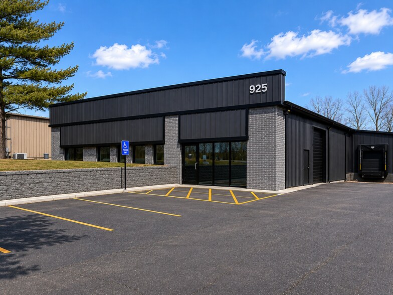 Primary Photo Of 925 Dieckman St, Woodstock Manufacturing For Lease