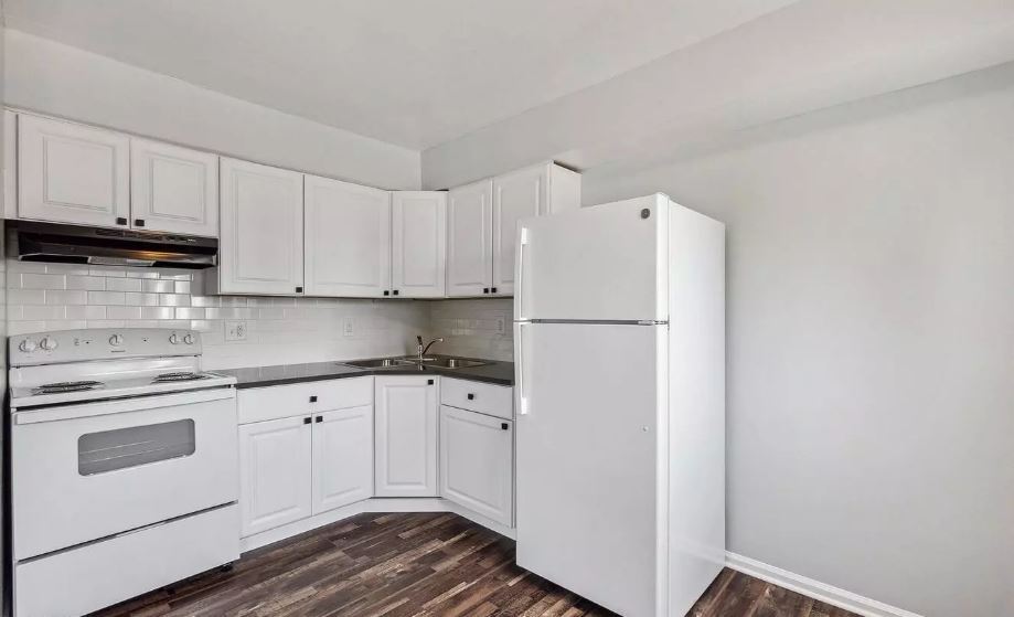 More Photos Of 4221 N Grand River Ave, Lansing Apartments For Sale