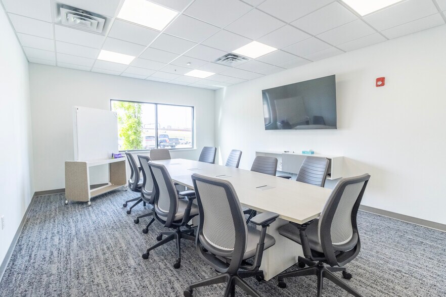 More Photos Of 2457 Wilcox Dr, Norman Office For Lease