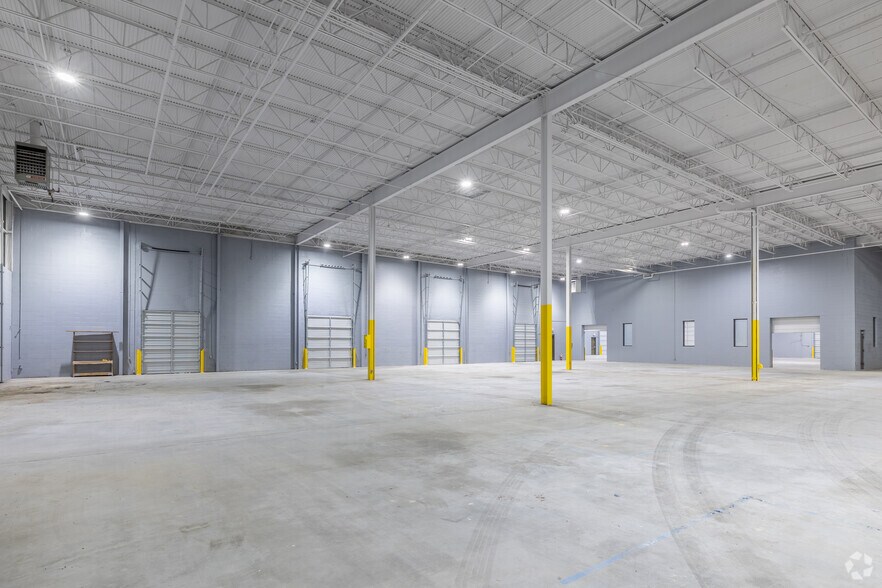 More Photos Of 780 King George Blvd, Savannah Warehouse For Lease