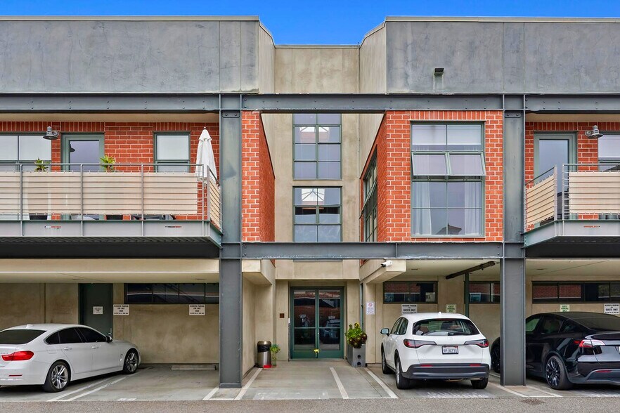 More Photos Of 1042 Princeton Dr, Marina del Rey Loft Creative Space For Sale