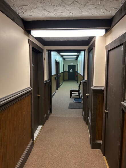More Photos Of 901 Mainstreet, Hopkins Storefront Retail Residential For Sale