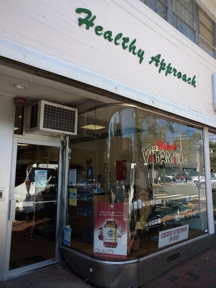 More Photos Of 10 Grace Ave, Great Neck Storefront Retail Office For Lease