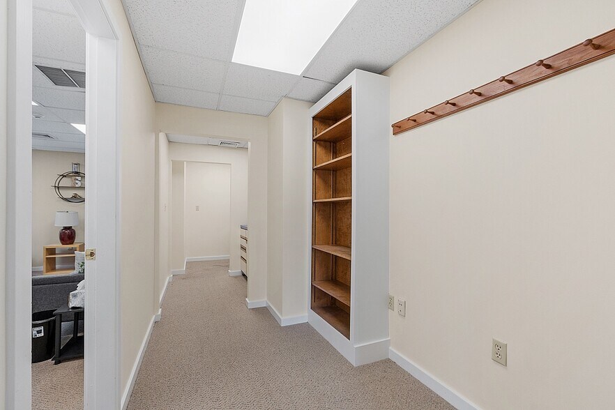 More Photos Of 233 Ayer Rd, Harvard Medical For Lease