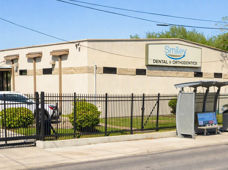 Primary Photo Of 1306 Morgan Ave, Corpus Christi Medical For Sale