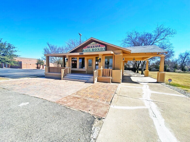 More Photos Of 2217 Hemphill St, Fort Worth Office For Sale