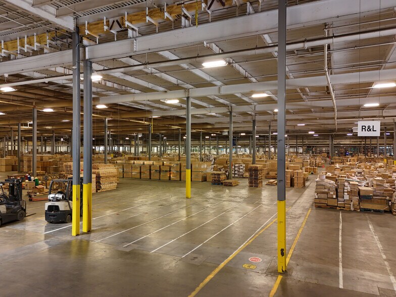 More Photos Of 400 Kellys Creek Rd, Rabun Gap Warehouse For Lease