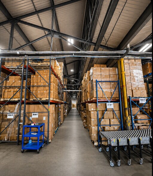 More Photos Of 745 Joyce Kilmer Ave, New Brunswick Warehouse For Lease