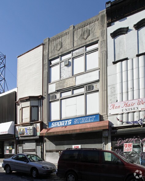 More Photos Of 90 Main St, Paterson General Retail For Sale