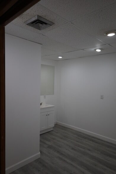 More Photos Of 4820 Okeechobee Blvd, West Palm Beach Medical For Lease