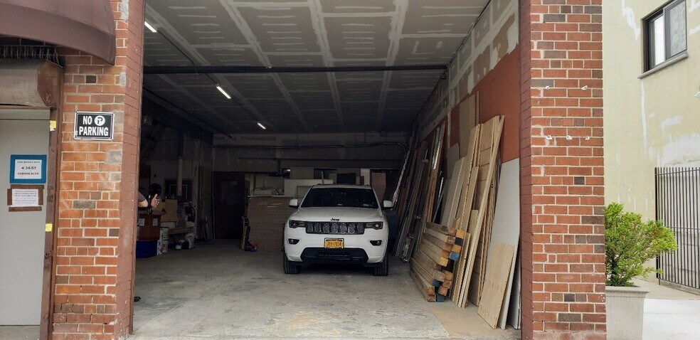 More Photos Of 34-51 Vernon Blvd, Long Island City Industrial For Sale