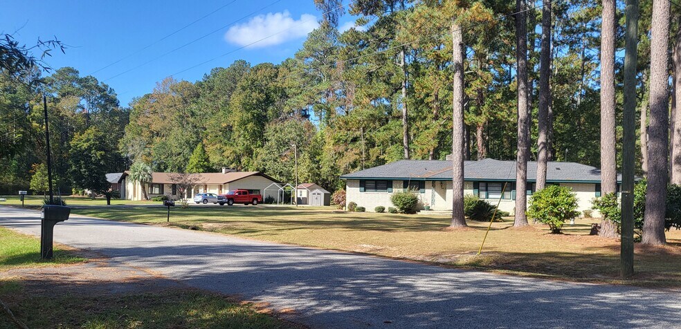 More Photos Of 209 N Hill St, Timmonsville Apartments For Sale