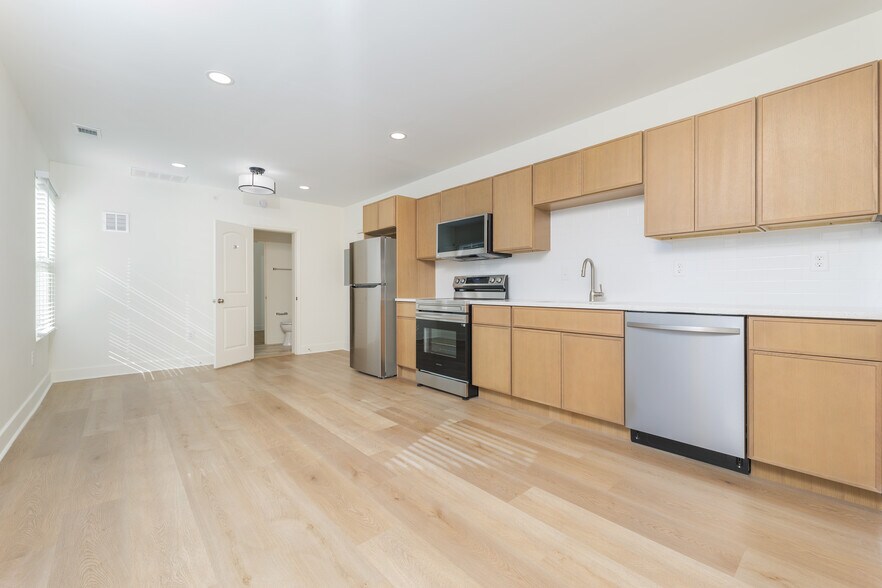 More Photos Of 1628 Walnut St, Jacksonville Multifamily For Sale