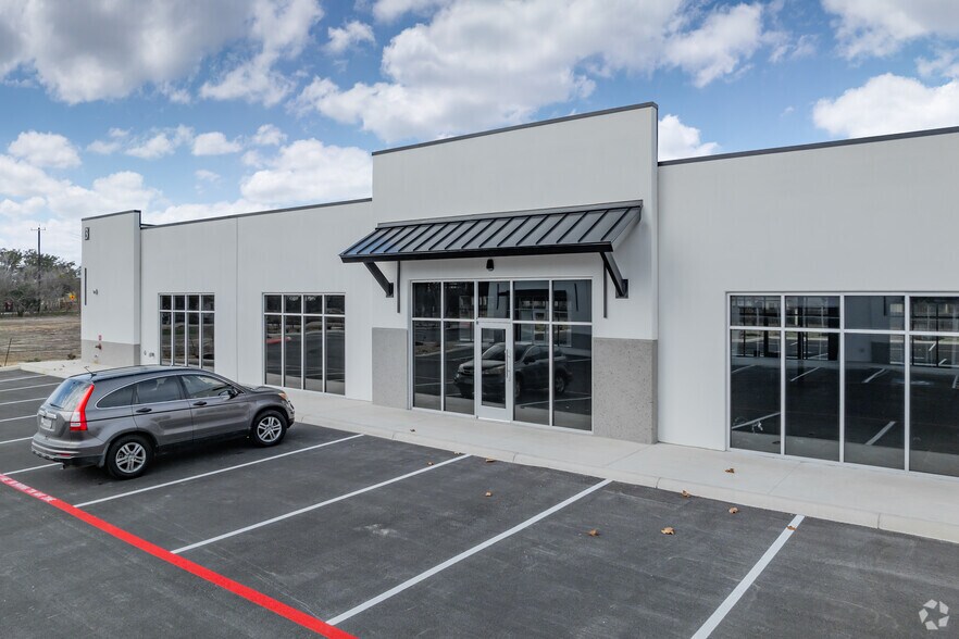 More Photos Of Old FM Hwy 471 & Sawmill Grade, San Antonio Unknown For Lease