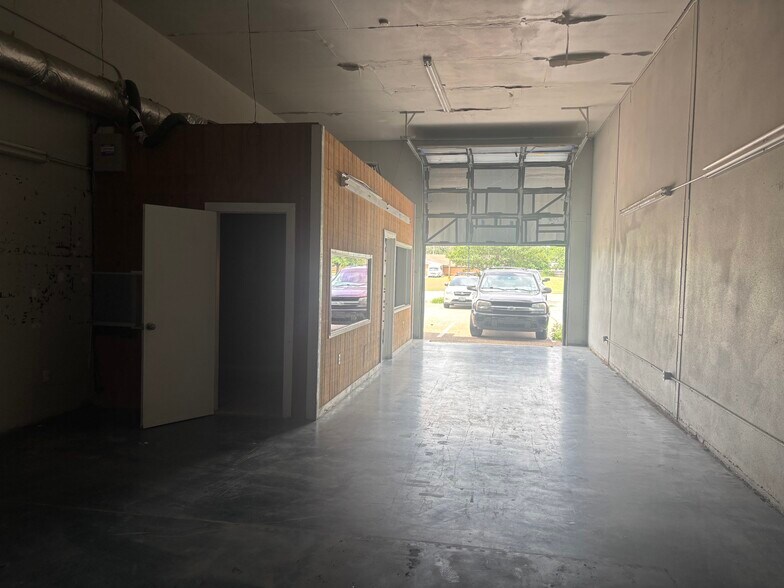 More Photos Of 4100 Haltom Rd, Haltom City Unknown For Lease
