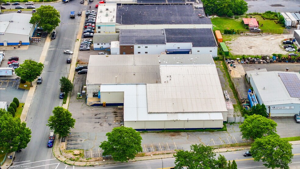 More Photos Of 86 Macarthur Dr, New Bedford Warehouse For Sale