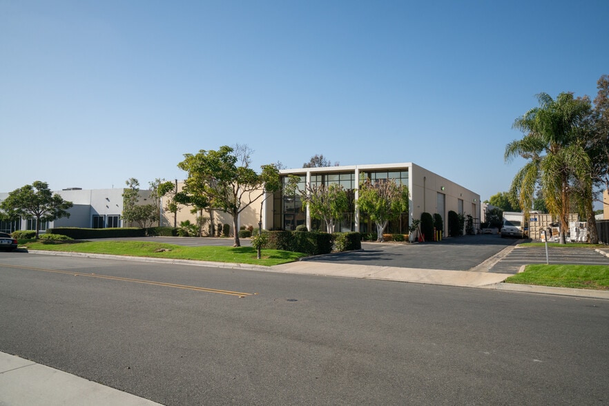 More Photos Of 16691 Noyes Ave, Irvine Warehouse For Sale