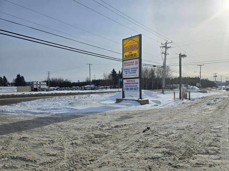 More Photos Of , Baie-comeau Unknown For Sale