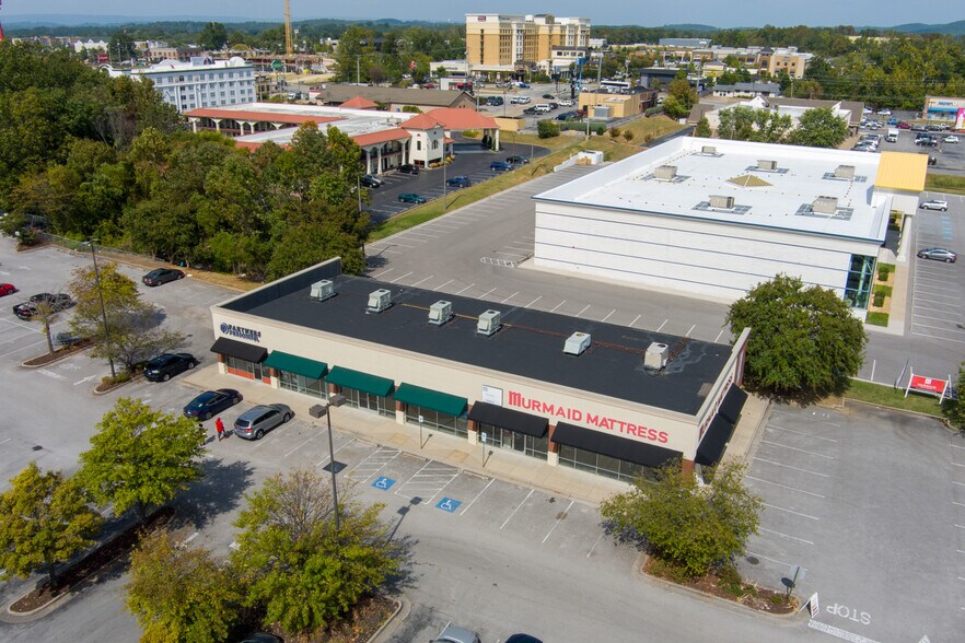 More Photos Of 2271 Gunbarrel Rd, Chattanooga Unknown For Lease