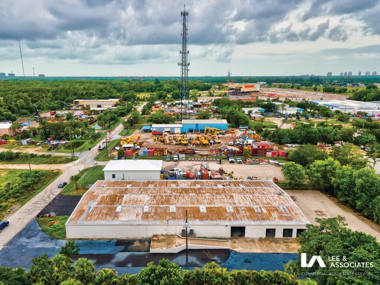 More Photos Of 10980 Enterprise Ave, Bonita Springs Warehouse For Lease