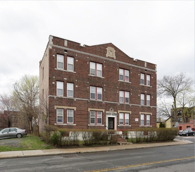 More Photos Of 161 Buckingham St, Hartford Land For Sale