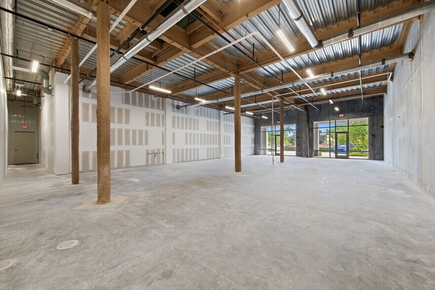 More Photos Of 2401 W Broward Blvd, Fort Lauderdale Self Storage For Lease