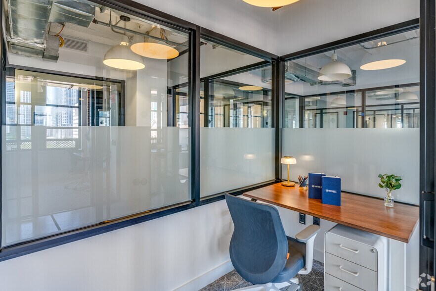 More Photos Of 117 NE 1st Ave, Miami Coworking Space