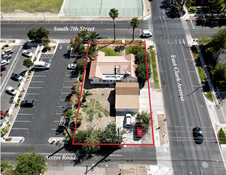 More Photos Of 430 S 7th St, Las Vegas Office For Sale