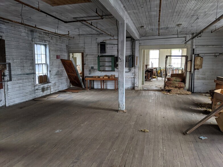More Photos Of 161 South st, Colon Manufacturing For Sale