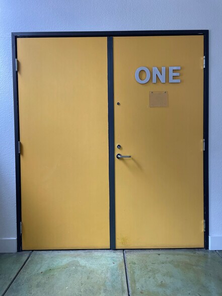 More Photos Of 2512 9th St, Berkeley Office For Sale