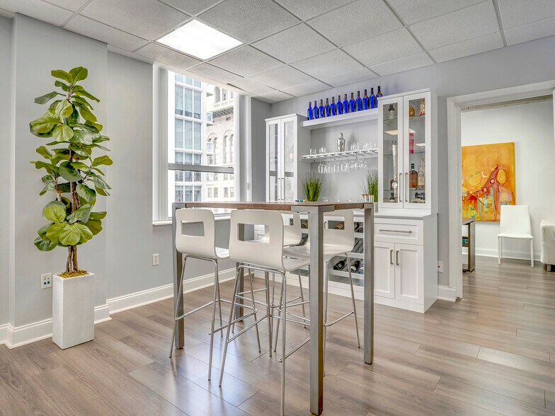 More Photos Of 168 SE 1st St, Miami Loft Creative Space For Sale