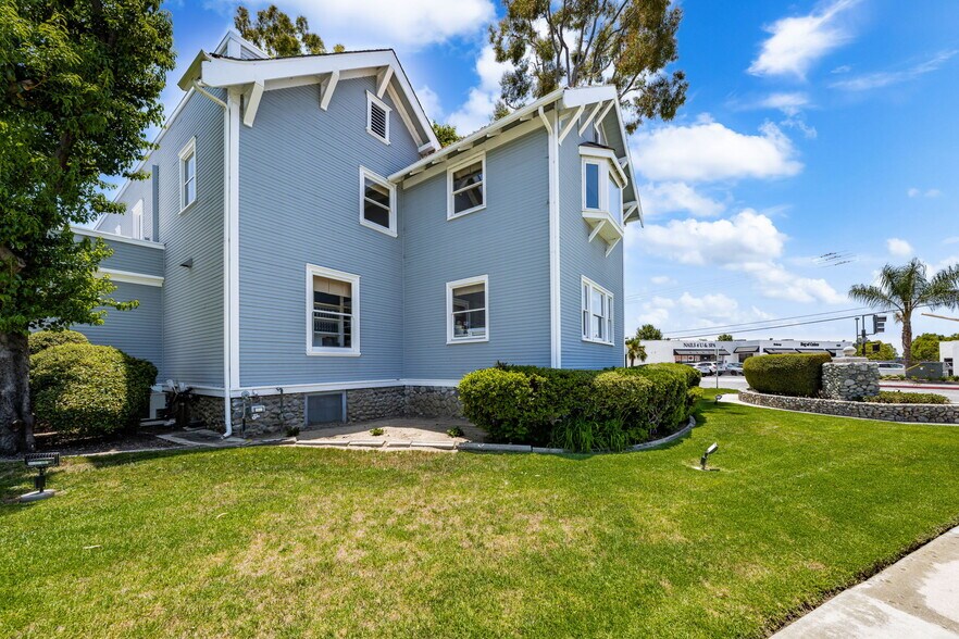 More Photos Of 503 W Palm Dr, Placentia Office Residential For Lease