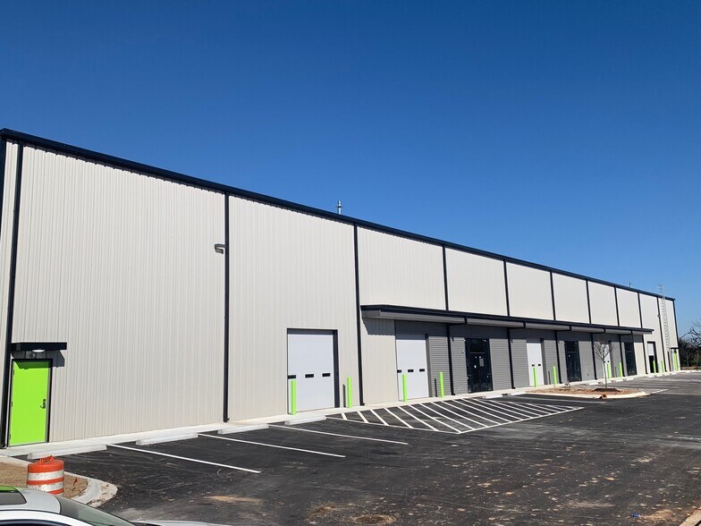 More Photos Of 260 Grant Place, Lowell Light Manufacturing For Lease