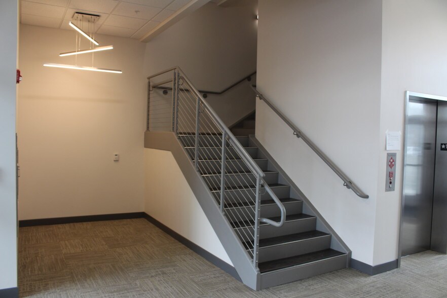More Photos Of 405 3rd St NW, Great Falls Office For Lease