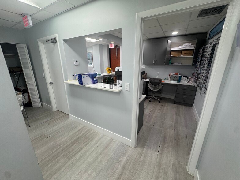 More Photos Of 5210 Linton Blvd, Delray Beach Medical For Lease