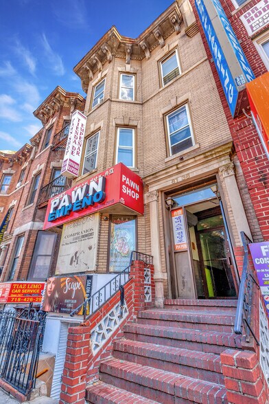 More Photos Of 81-38 Baxter Ave, Flushing Storefront Retail Residential For Sale