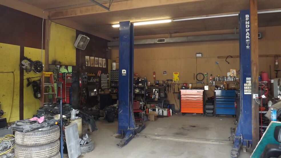 More Photos Of 2056 US 70 Hwy, Swannanoa Auto Salvage Facility For Lease