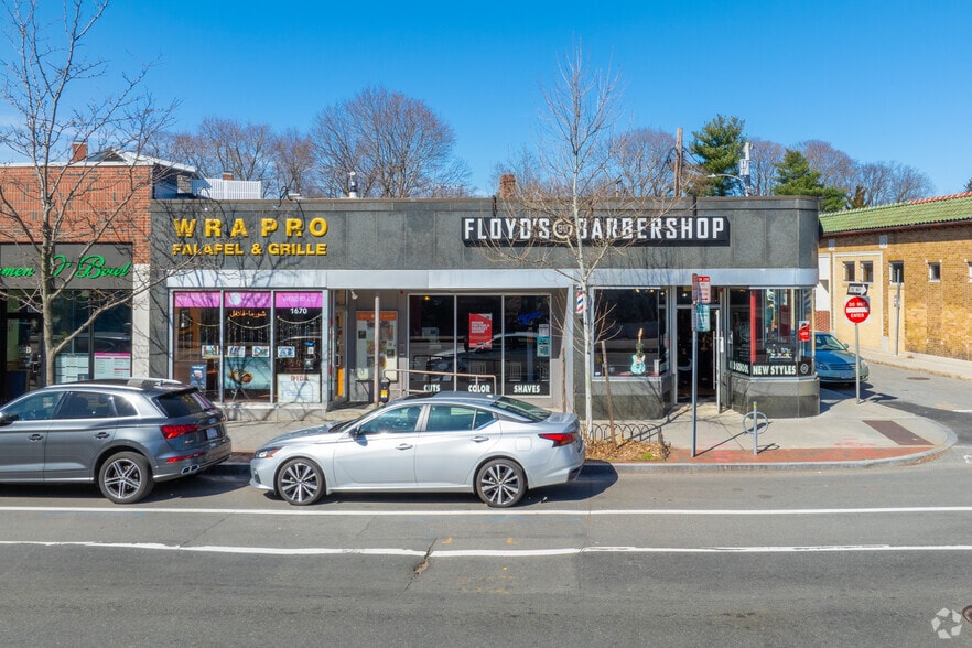 More Photos Of 1670 Massachusetts Ave, Cambridge Storefront For Sale