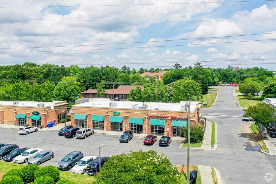 More Photos Of 1415 Riverchase Blvd, Rock Hill Unknown For Lease