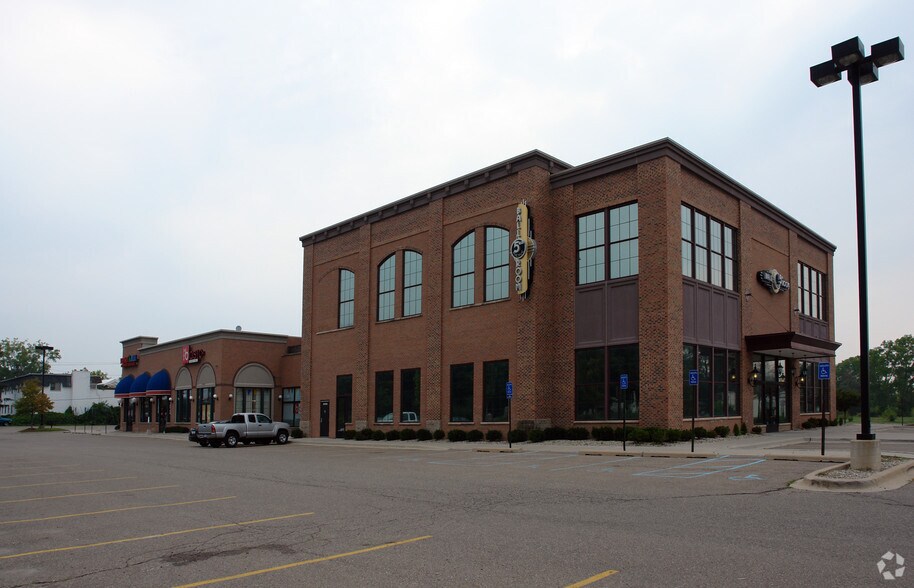 Primary Photo Of 25750-25780 Novi Rd, Novi Storefront Retail Office For Lease