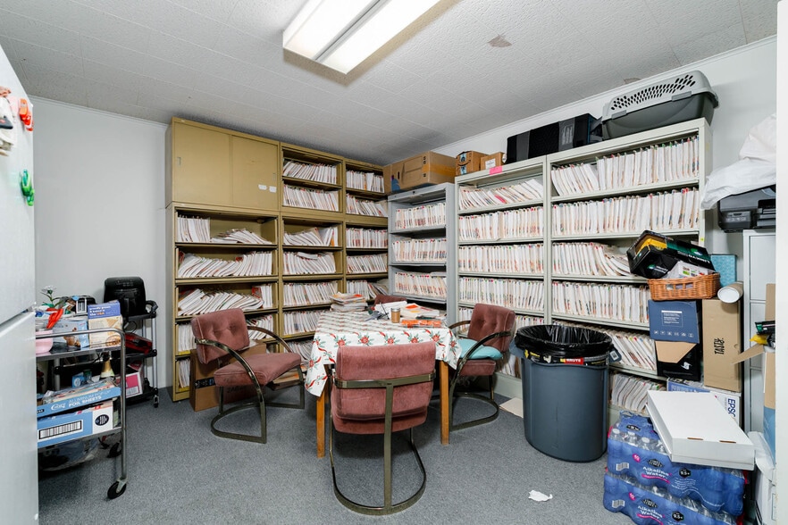 More Photos Of 95 W Sierra Madre Blvd, Sierra Madre Medical For Sale