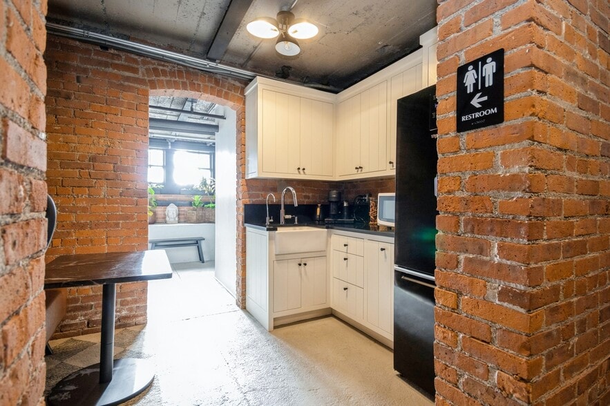 More Photos Of 291 Main St, Beacon Loft Creative Space For Lease