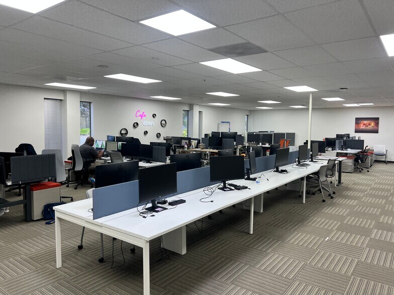 More Photos Of 384 Foster City Blvd, Foster City Research And Development For Lease