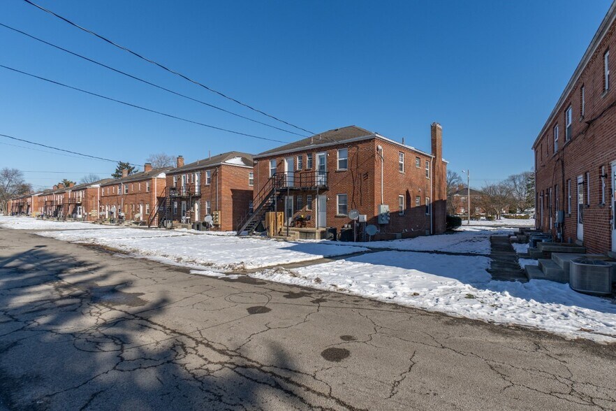 More Photos Of 299-377 Mayfair Blvd, Columbus Apartments For Sale