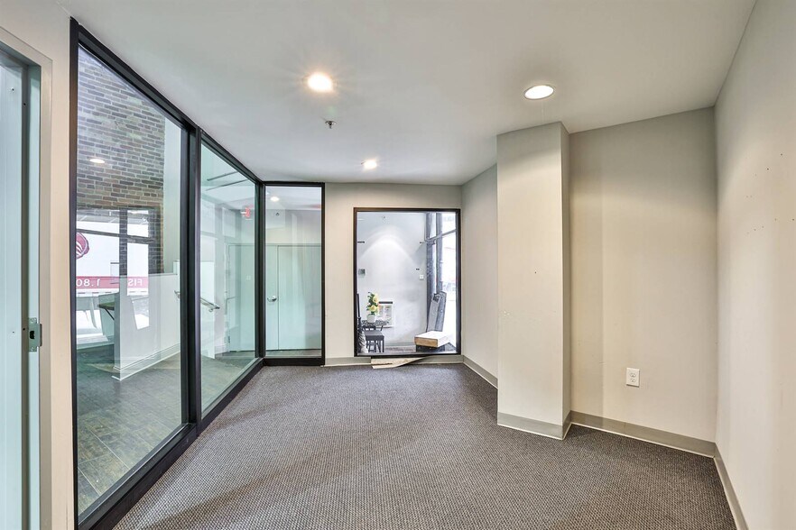 More Photos Of 1420 Sycamore St, Cincinnati Office For Sale